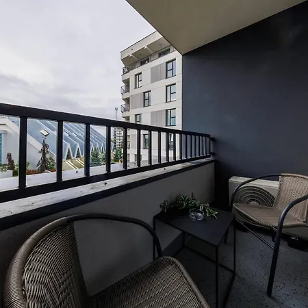 Zenith Residence- Centre, Ac, Free Parking By Staynest Rzeszow