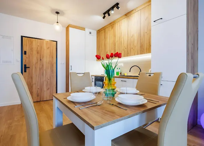 Zenith Residence- Centre, Free Parking By Staynest * Rzeszow