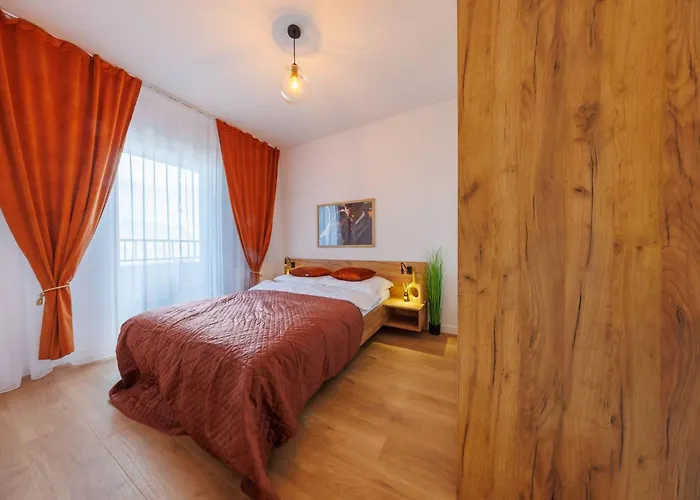 Zenith Residence- Centre, Free Parking By Staynest Apartment